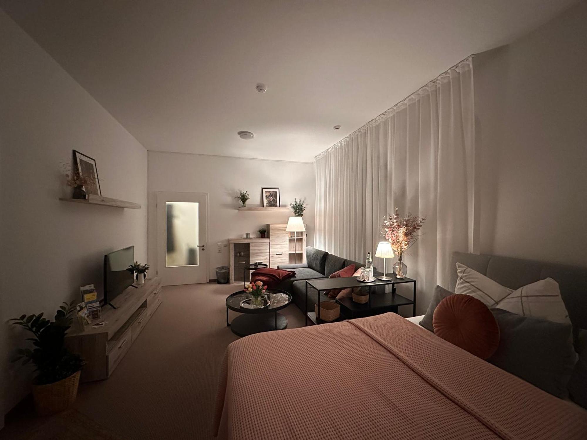 Strassi 1 Apartment เพลาเอิน ภายนอก รูปภาพ